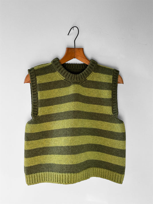 CREW NECK VEST 10 ROW STRIPE