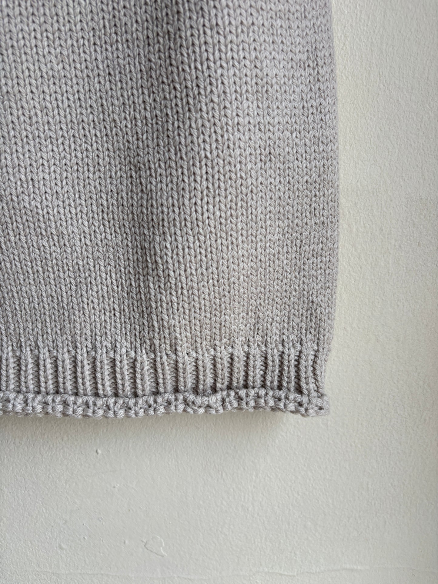 ORGANIC COTTON + MERINO V NECK VEST IN OAT