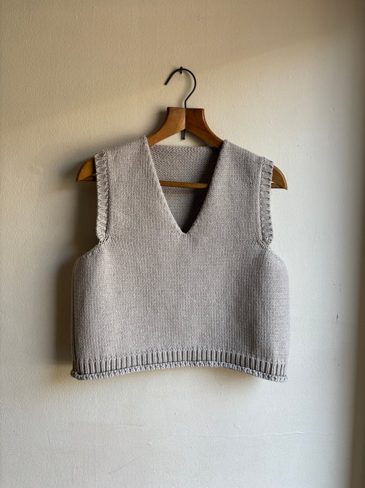 ORGANIC COTTON + MERINO V NECK VEST IN OAT