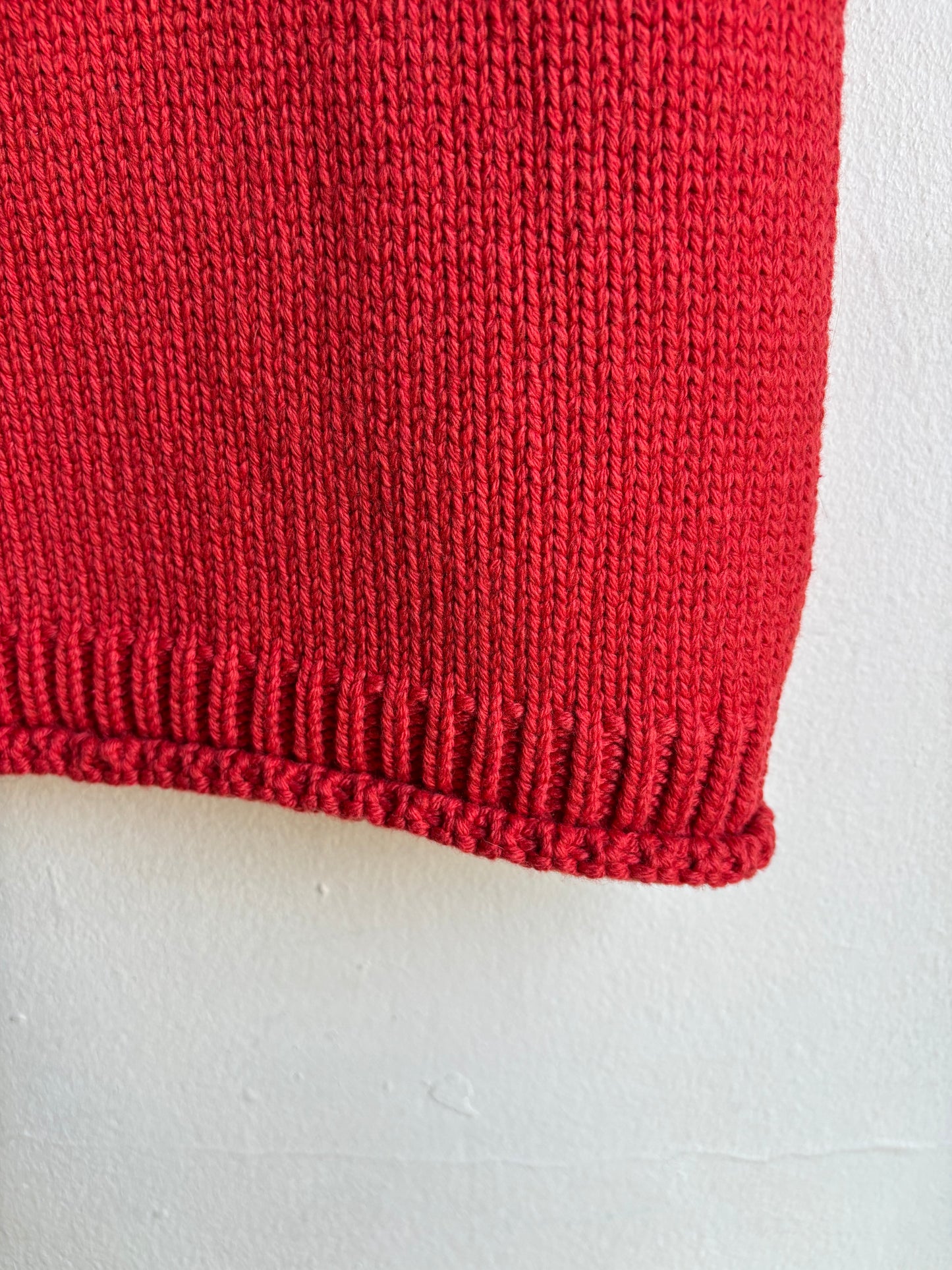 ORGANIC COTTON + MERINO V NECK VEST IN TOMATO