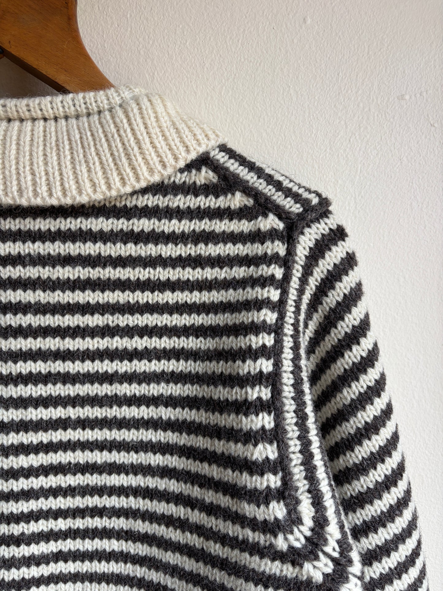 UNDYED BRITISH WOOL STRIPED JUMPER HUMBUG